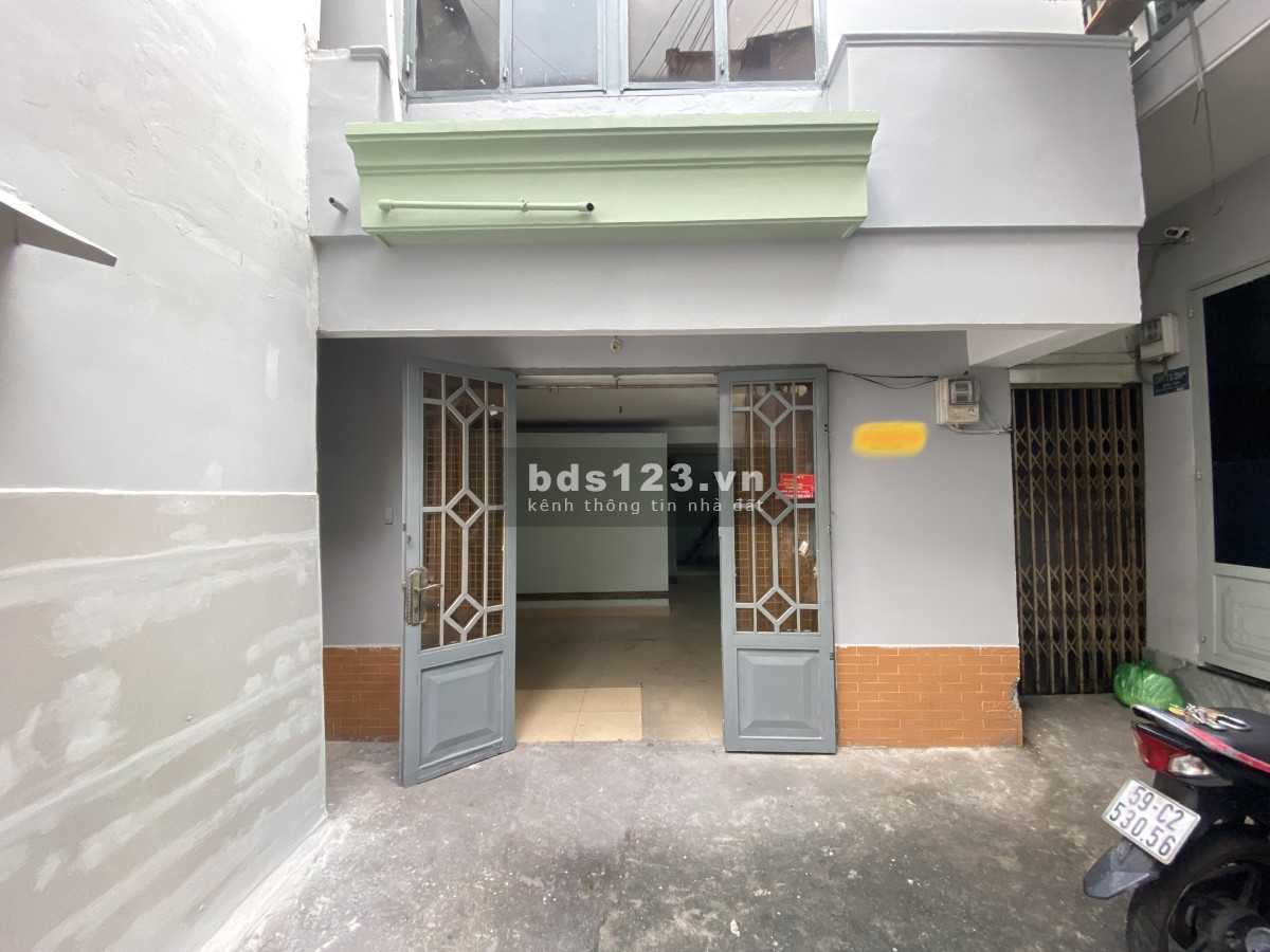 CHÍNH CHỦ GIẢM SÂU THÊM 200 triệu. bán nhà hẻm 27. Điện Biên, giáp ranh quận1. DT: 56m2. DTSD:112m2.