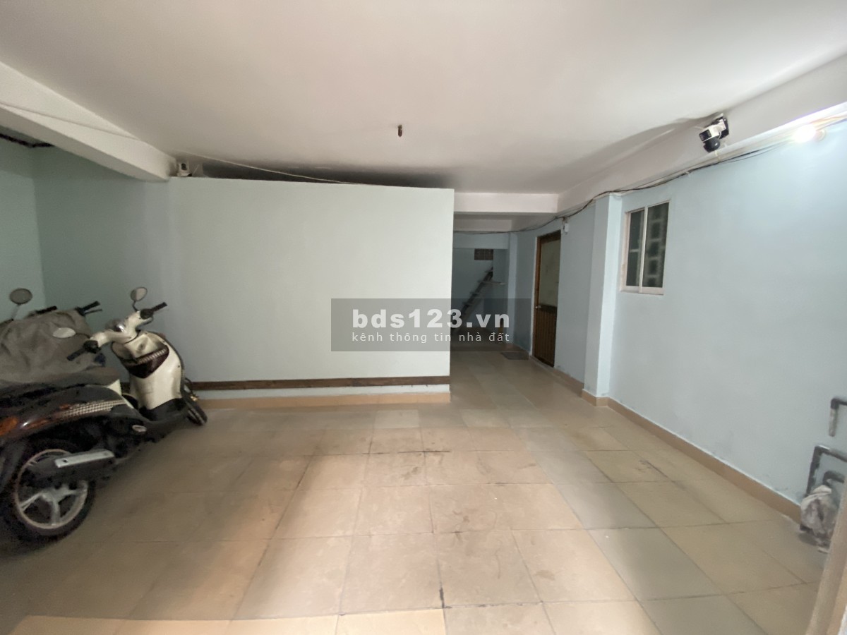 CHÍNH CHỦ GIẢM SÂU THÊM 200 triệu. bán nhà hẻm 27. Điện Biên, giáp ranh quận1. DT: 56m2. DTSD:112m2.