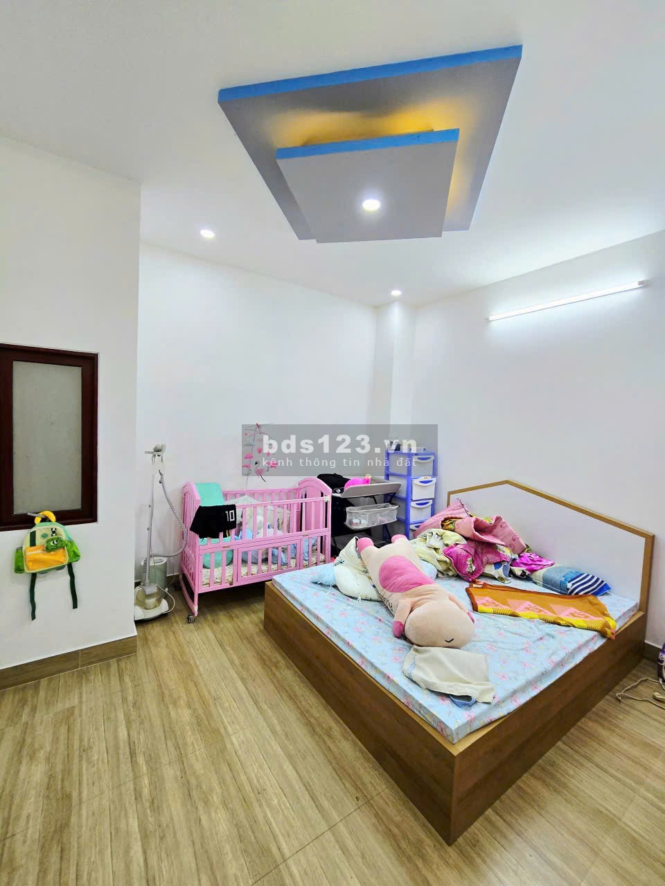 53M2, 3 TẦNG, HOÀN CÔNG ĐỦ, ĐƯỜNG Ô TÔ, GẦN CHỢ LONG TRƯỜNG.
