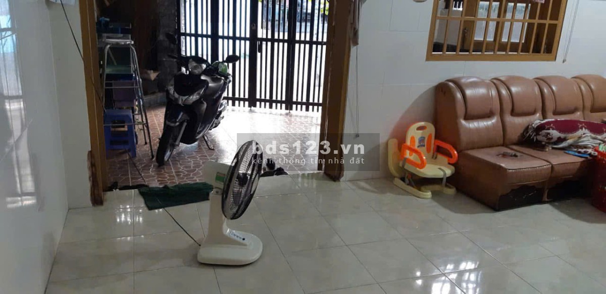 72 m2 Hẽm 1/ Đường 494 Lê Văn Việt giá 4,8 tỷ