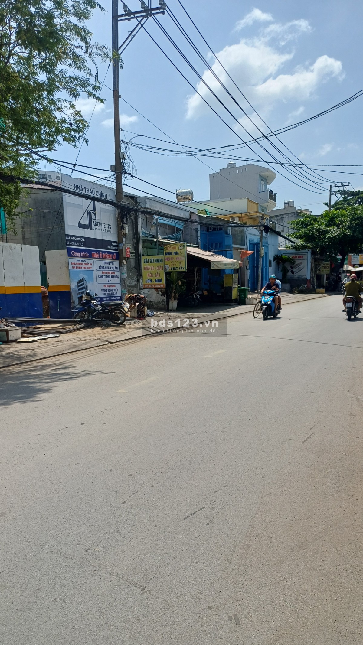 Bán nhà mặt tiền đường gò ô môi, gần ngã tư chợ, khu kinh doanh sầm uất.