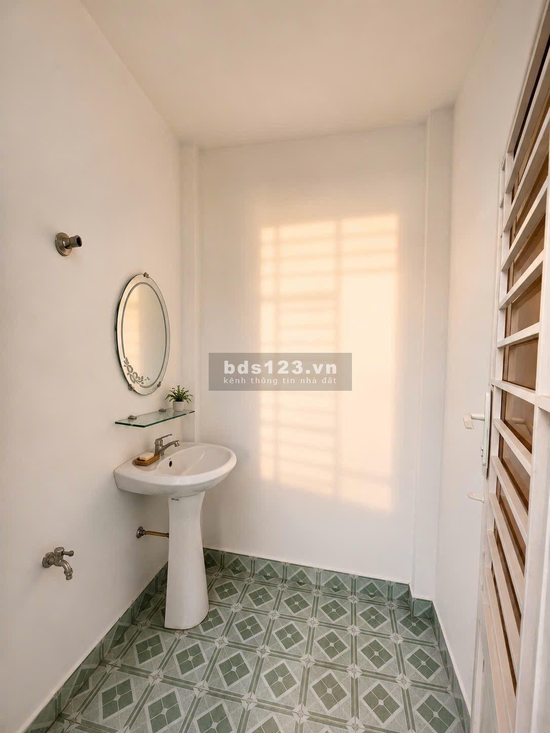 Nhà mới 1 trệt 4 lầu full nội thất Gò Vấp 13.9tr