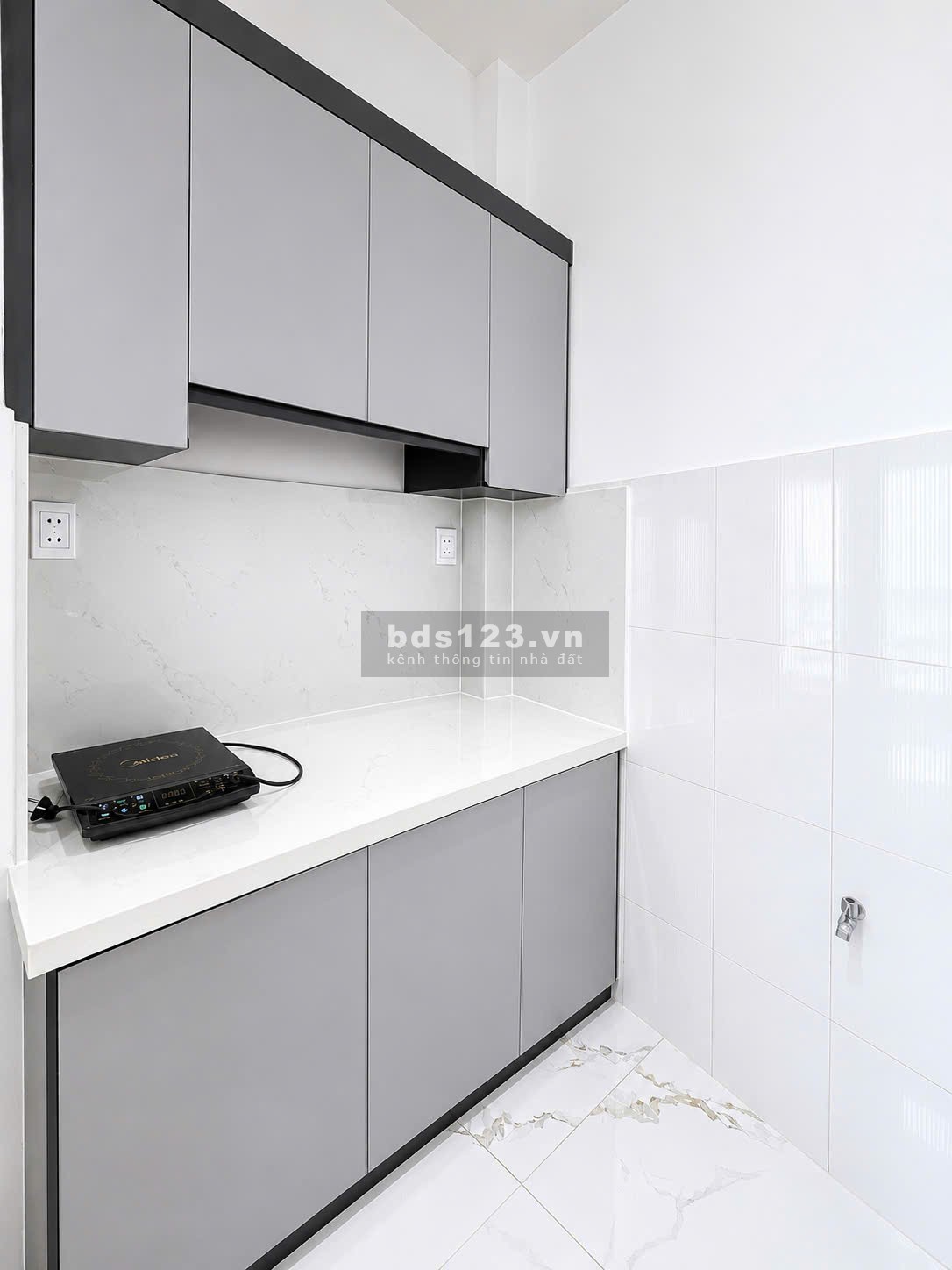 Nhà mới 1 trệt 4 lầu full nội thất Gò Vấp 13.9tr
