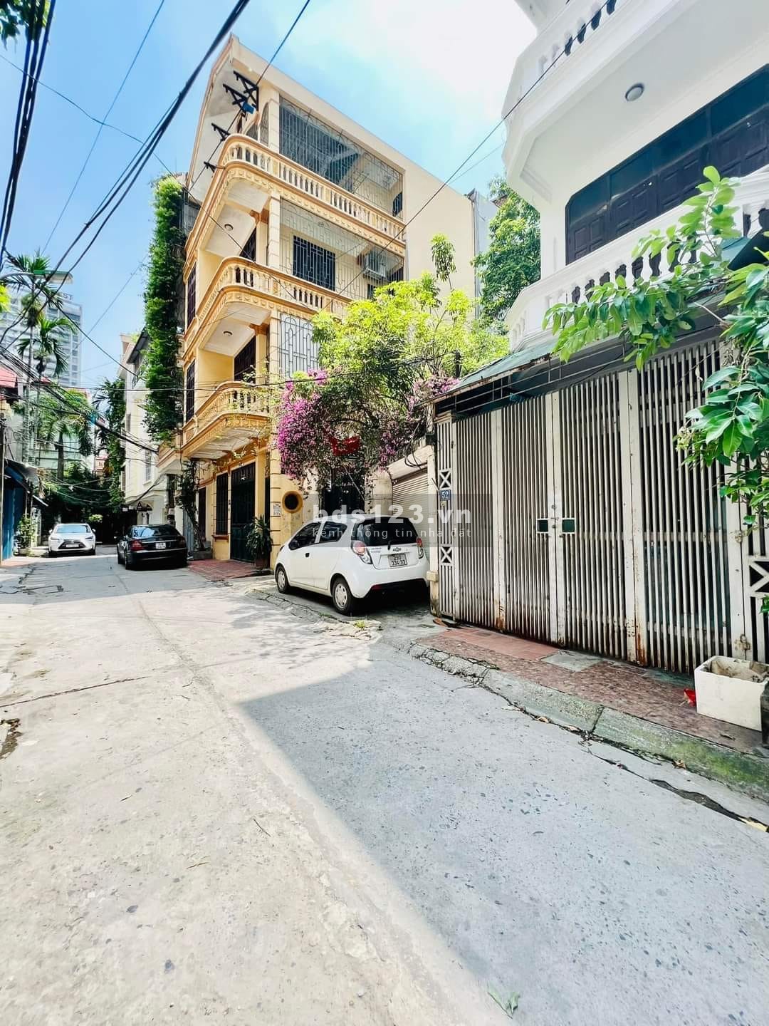 Nhà kho xưởng Mai Lâm Xuân Canh Đông Anh 100m² ô tô tránh giá…