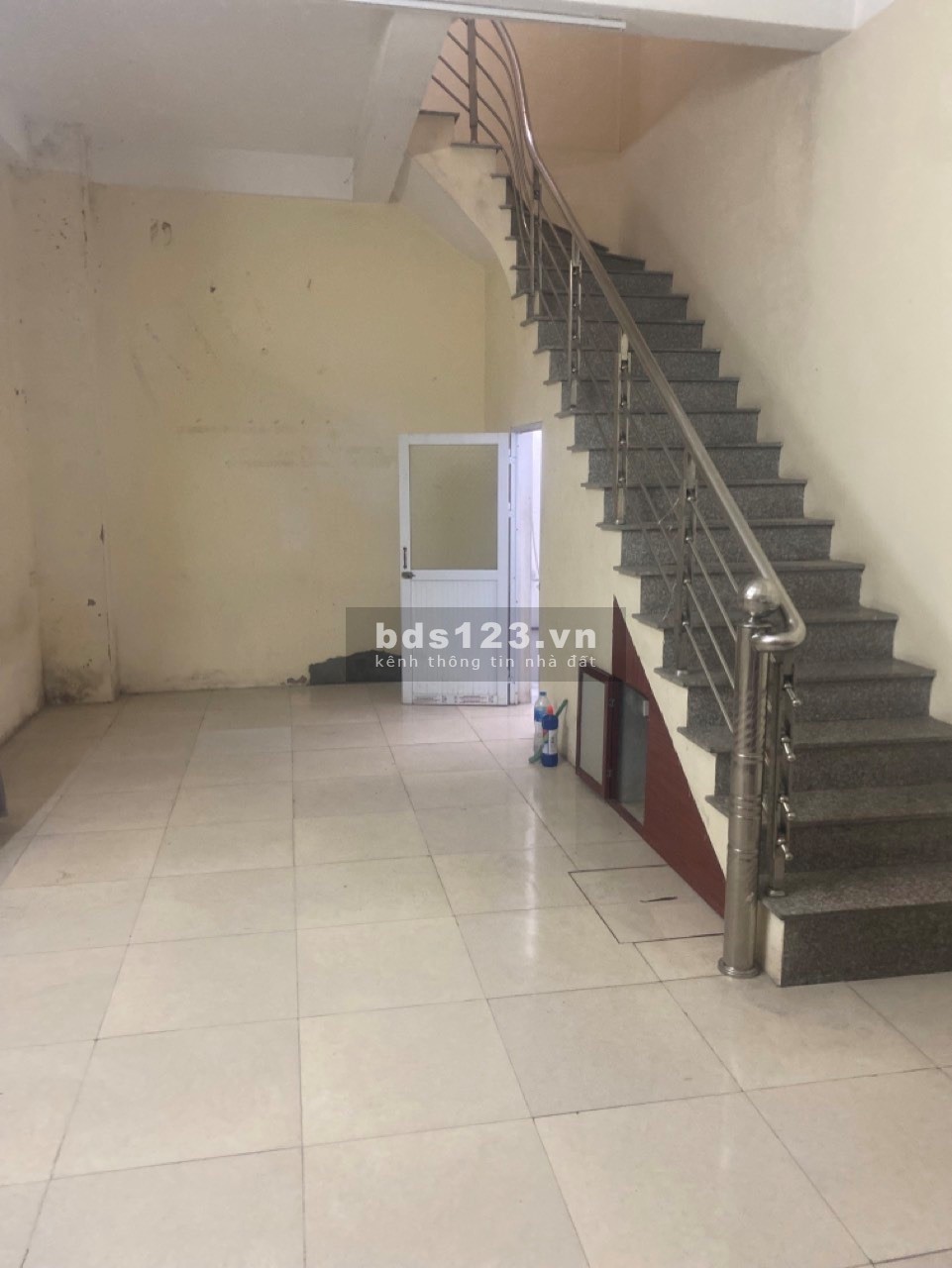 Cho thuê nhà hai tầng; tổng diện tích 56m2, tại Mộ Lao, Hà…