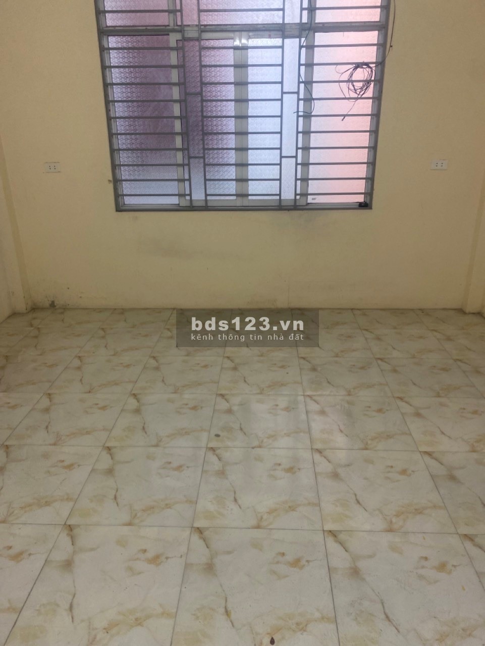 Cho thuê nhà hai tầng; tổng diện tích 56m2, tại Mộ Lao, Hà…