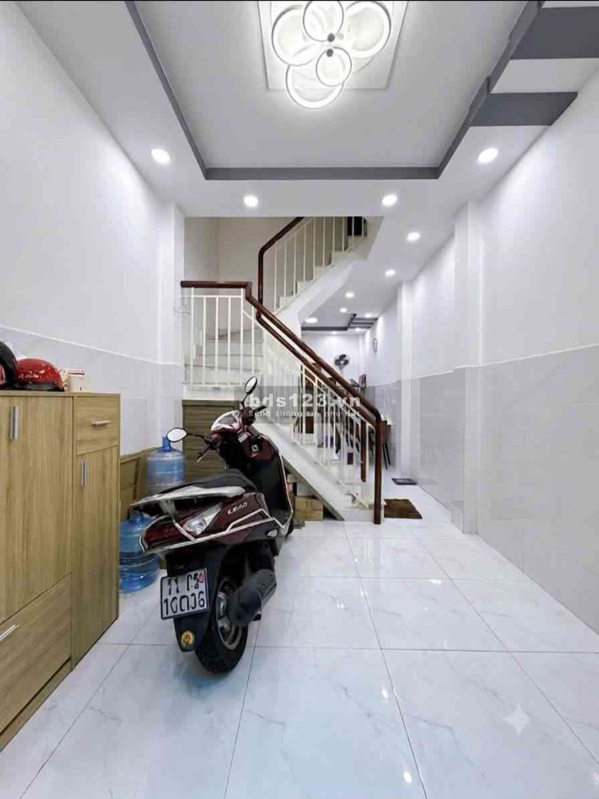NHÀ HẺM ĐẸP QUẬN 5 DỌN VÀO Ở NGAY, TRỤC ĐƯỜNG GIAO THÔNG…