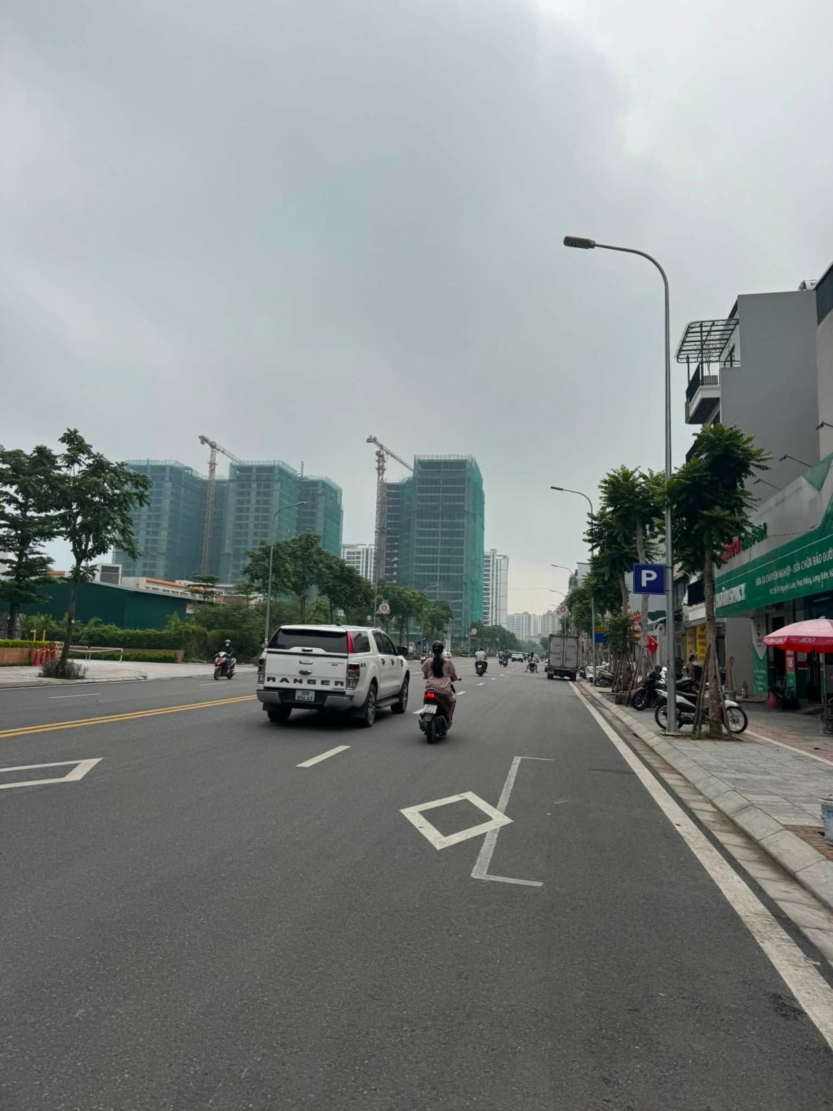 Cho thuê nhà Mặt phố Nguyễn Lam kinh doanh đa ngành 40m2, 2…