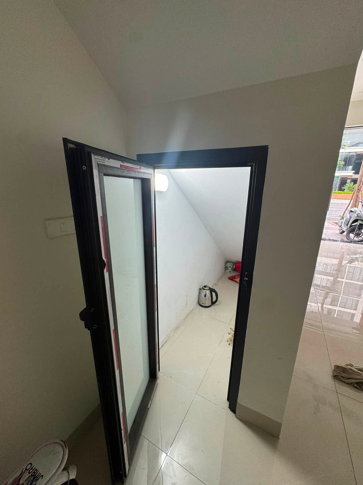 Cho thuê nhà Mặt phố Nguyễn Lam kinh doanh đa ngành 40m2, 2…