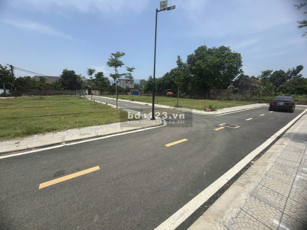 Bán đất loanh quanh hơn 2 tỷ Thủy Xuân Tiên, Hà Nội