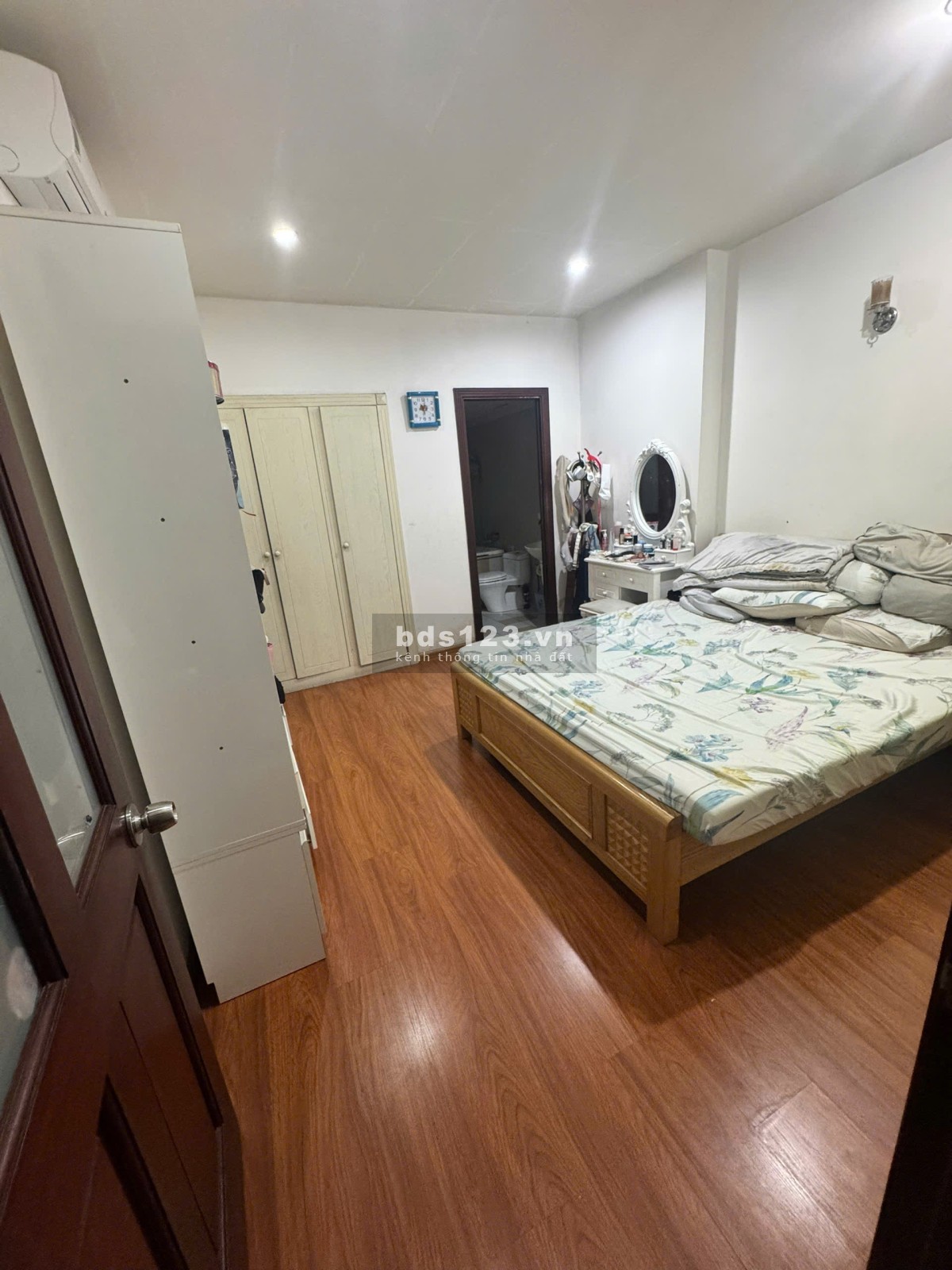 Bán căn hộ 2PN 2WC 90m2 chung cư Phúc Yên Quận Tân Bình