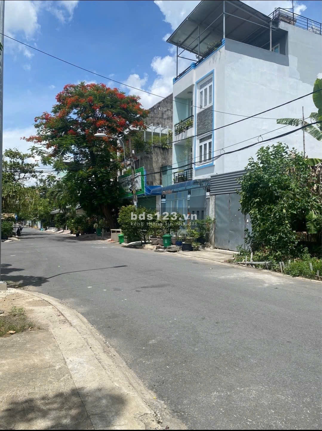 Bán đất ngay Ql50 gần BXQ8 giá rẻ, sổ sẵn