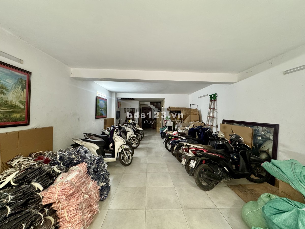 (Chính chủ) Cho thuê văn phòng 550m2 số 2F ngõ 264 Hoàng Văn…