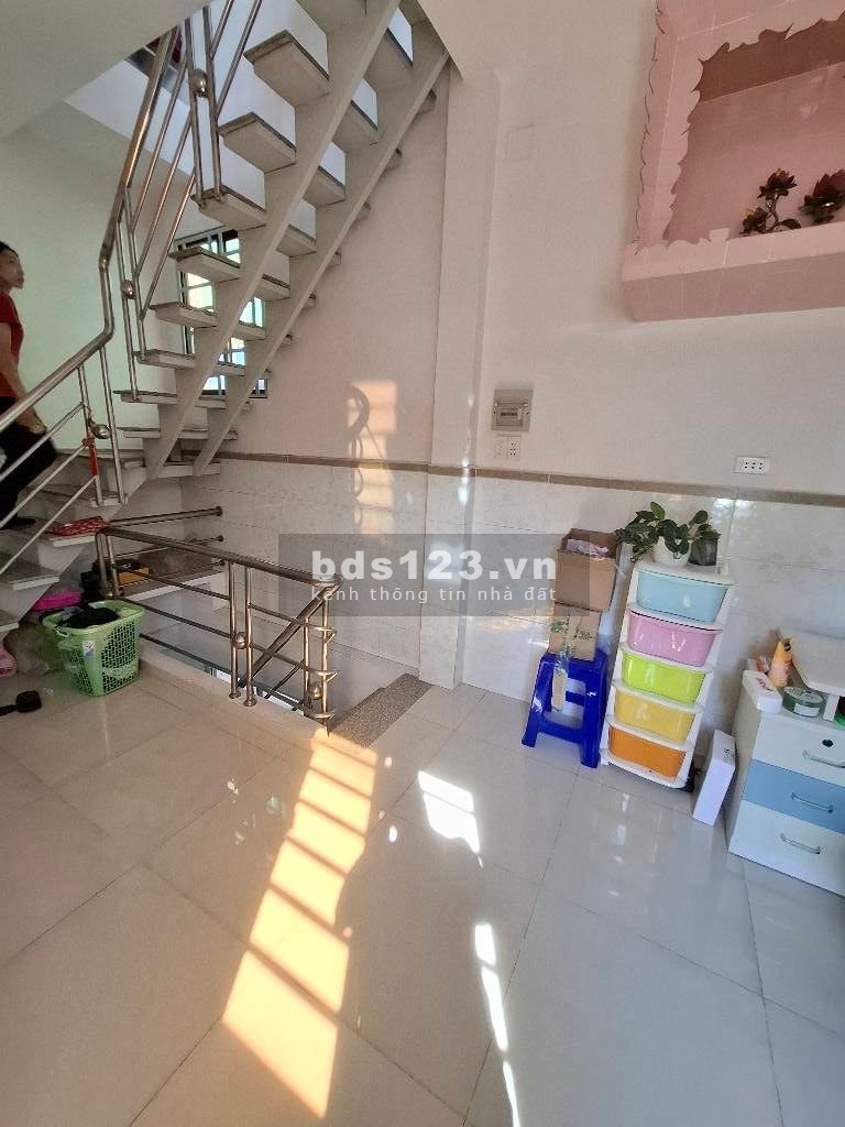 NHÀ ĐẸP QUẬN 5, DỌN VÀO Ở NGAY, NHỈNH 6 TỶ 