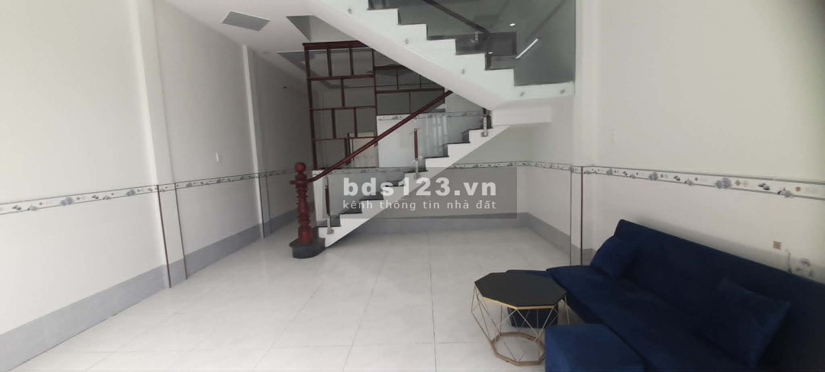 BÁN NHÀ 5M X 14M HẺM XE HƠI GẦN CHỢ BÌNH CHÁNH