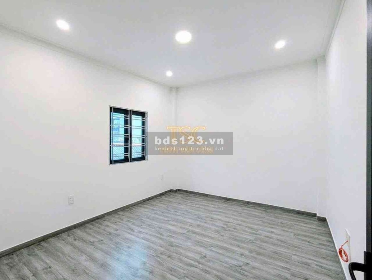 BÂN CĂN NHÀ Ở LƯƠNG KHÁNH THIỆN SIÊU ĐẸP