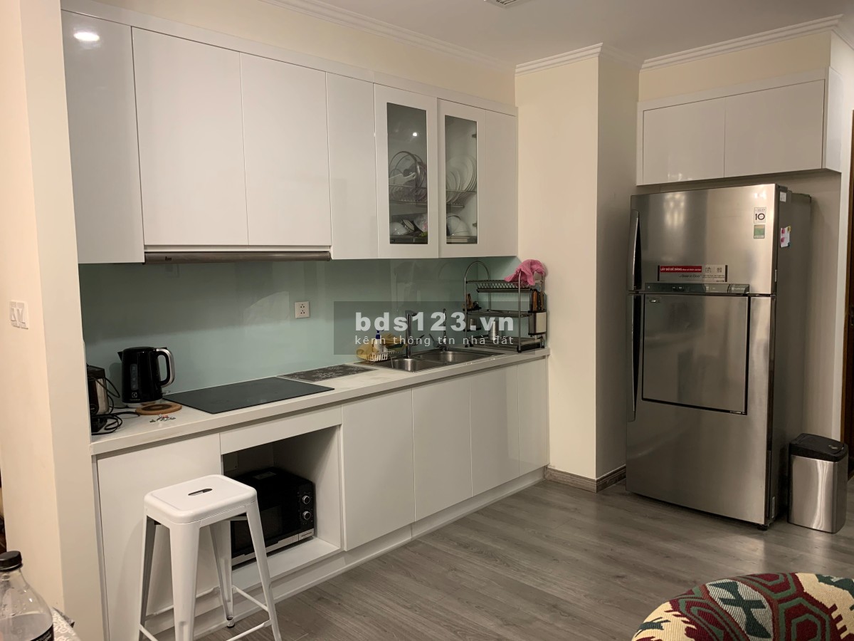 Cần bán căn hộ 2PN 2WC khu Vinhomes Central Park view Landmark 81