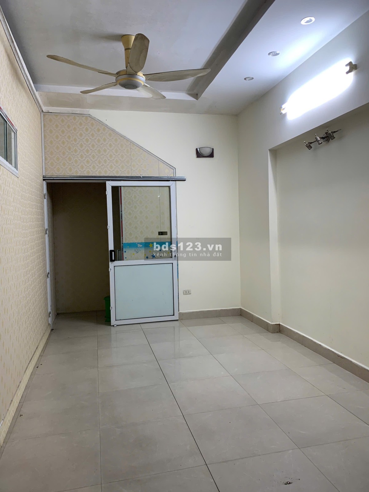 CHO THUÊ MẶT BẰNG RIÊNG BIỆT – KINH DOANH CHỈ 8TR/THÁNG CHÍNH…