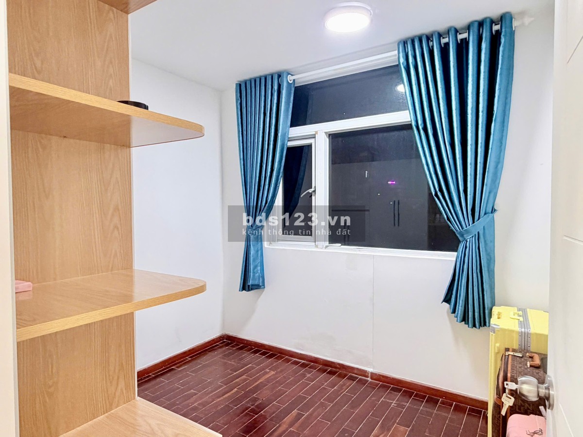 Chính chủ căn góc 83m2 Hoàng Kim Thế Gia, sổ hồng sẵn, full nội thất, thanh toán 950tr ở ngay