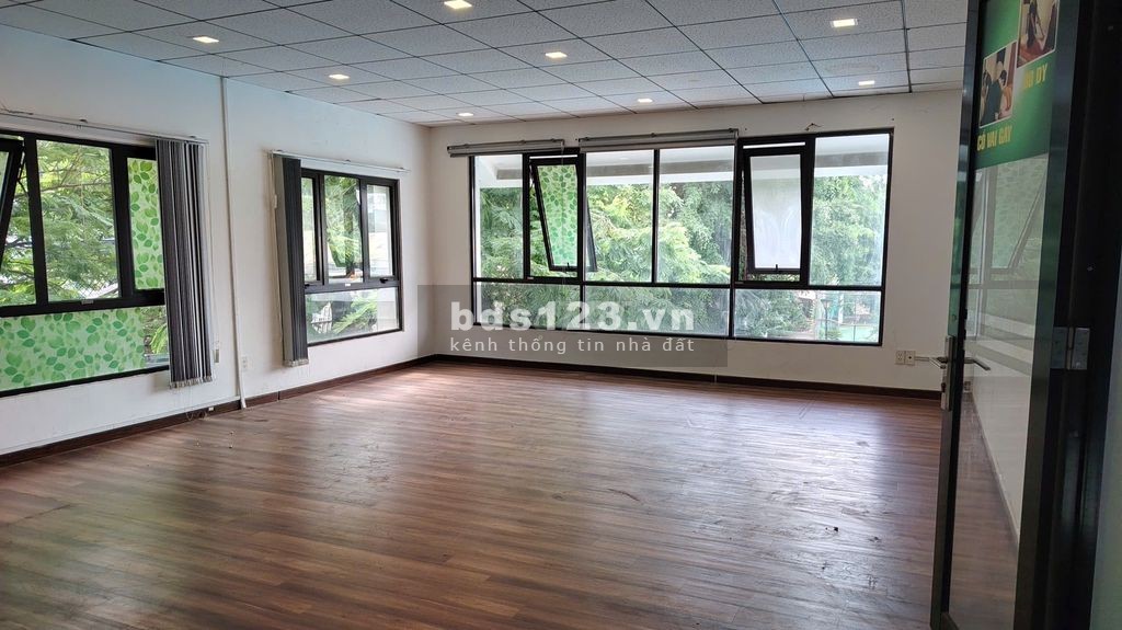 CHO THUÊ VĂN PHÒNG 50M2 TRẦN TRỌNG CUNG, QUẬN 7 GIÁ RẺ14.000.000 đ
