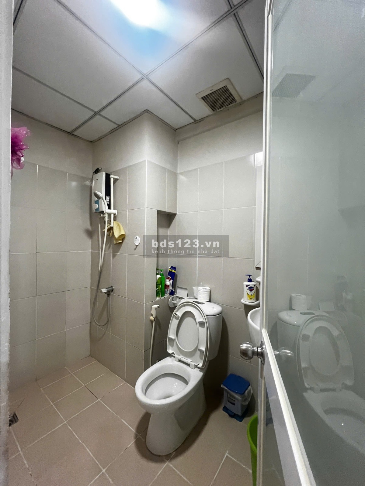 CHÍNH CHỦ BÁN CH EHOM3, LẦU6 CÓ BANCON, 64M2, 2PN_2WC. GIÁ THƯƠNG…
