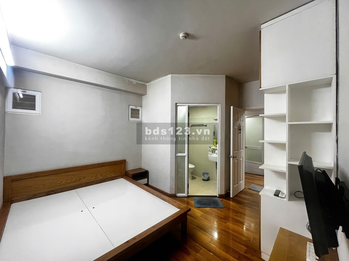 CHÍNH CHỦ BÁN CH EHOM3, LẦU6 CÓ BANCON, 64M2, 2PN_2WC. GIÁ THƯƠNG…