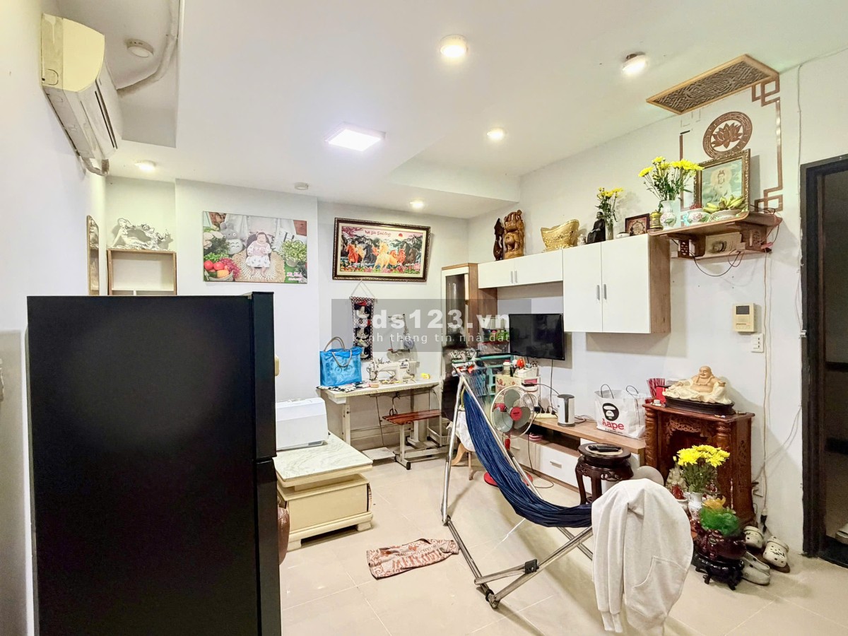 Căn 66m2(3pn2wc) Hoàng Kim Thế Gia sổ hồng sẵn, thanh toán 950tr ở ngay