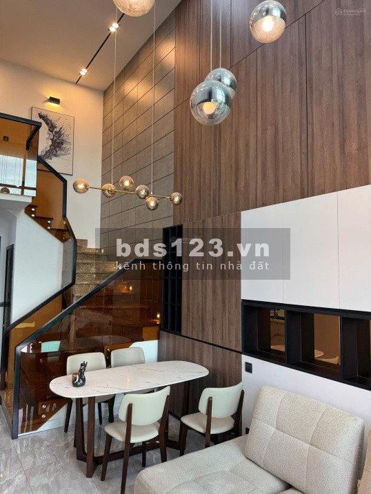 Chính chủ cần bán gấp Duplex hiếm tại Feliz En Vista - 103m2,…