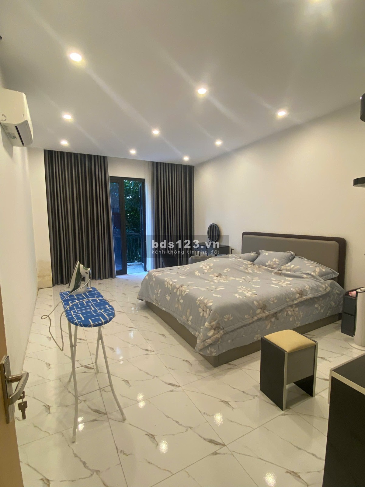 BÁN GẤP - Liền kề Chà Là 64m2, giá 8,5 tỷ, hướng Đông Nam