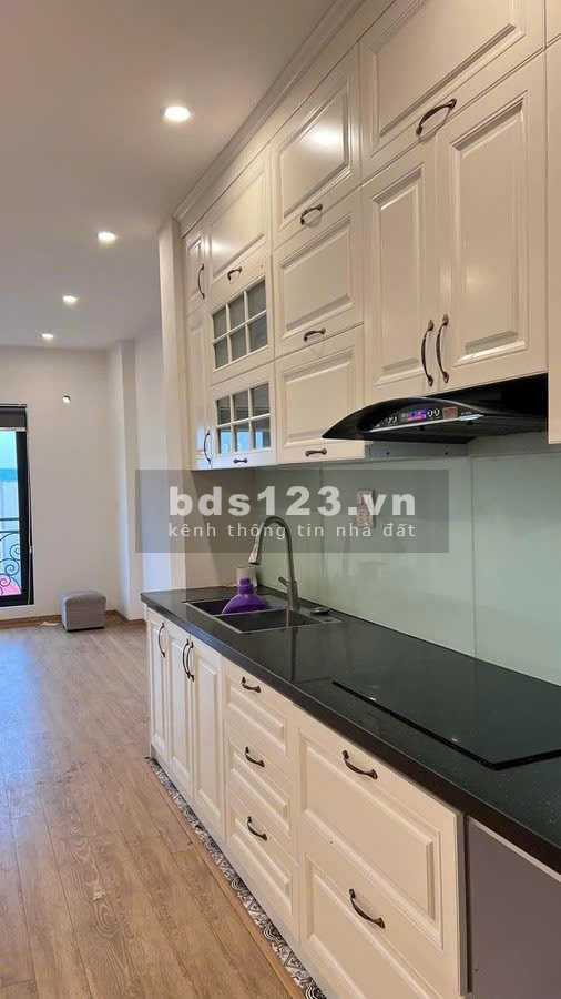 Bán nhà mặt phố Mai Phúc, Long Biên. 61m2 x 7T kinh doanh, ô tô…
