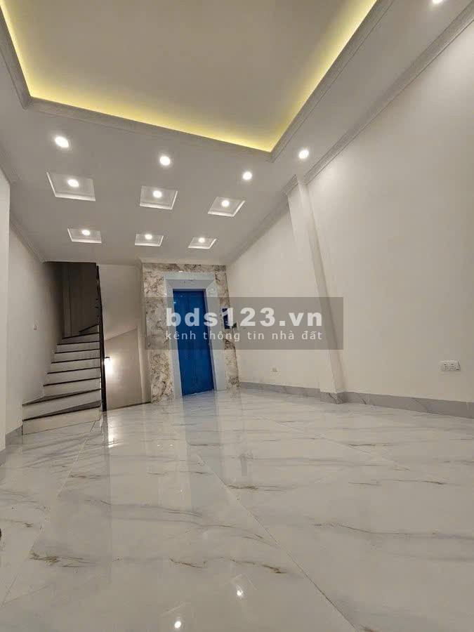 Bán nhà mặt phố Mai Phúc, Long Biên. 61m2 x 7T kinh doanh, ô tô…