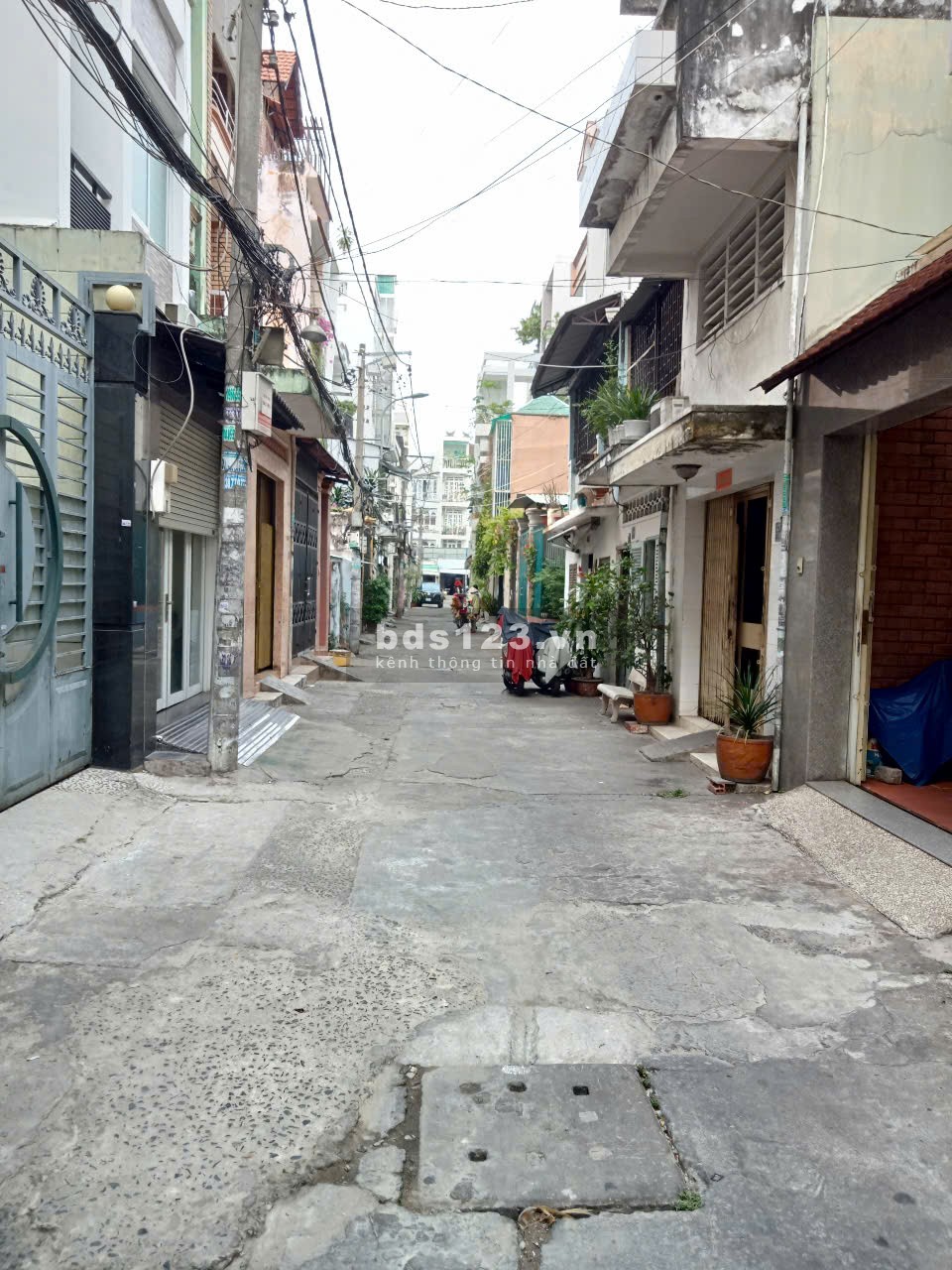 chính chủ cho thuê nhà nguyên căn 256/31 Nguyễn Tiểu La, quận…