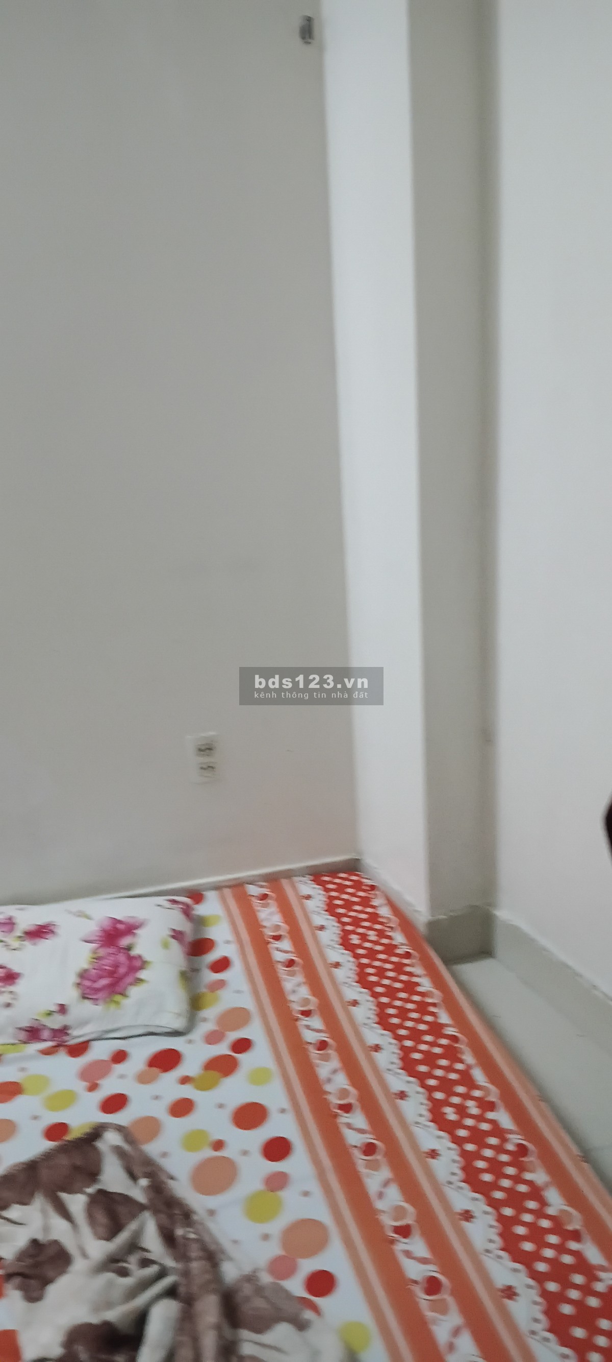 Cần 1 nữ ở ghép lối di riêng không chung chủ