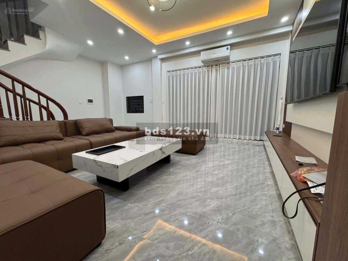 NHÀ NGUYÊN CĂN PHỐ NGUYỄN THỜI TRUNG CHO THUÊ