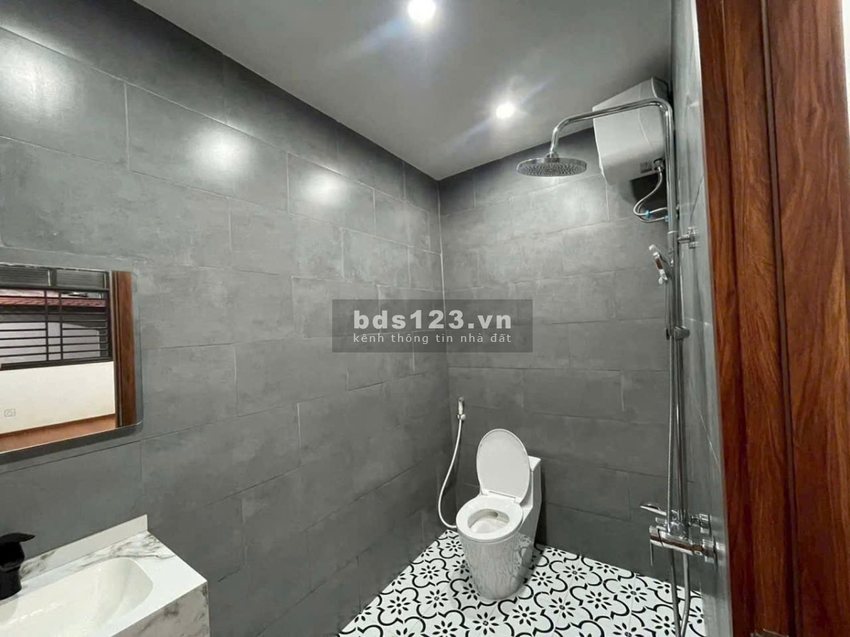 Siêu Phẩm Căn Biệt Thự 2 Tầng Mặt Tiền Đường Bùi Chát…