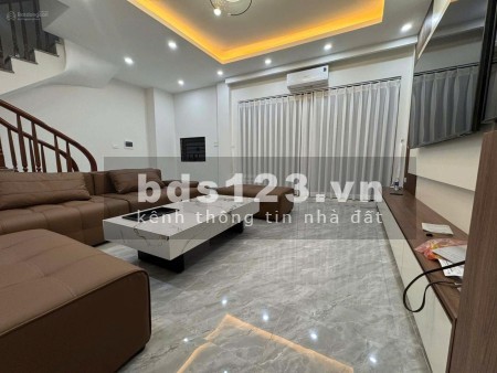 NHÀ NGUYÊN CĂN PHỐ NGUYỄN THỜI TRUNG CHO THUÊ