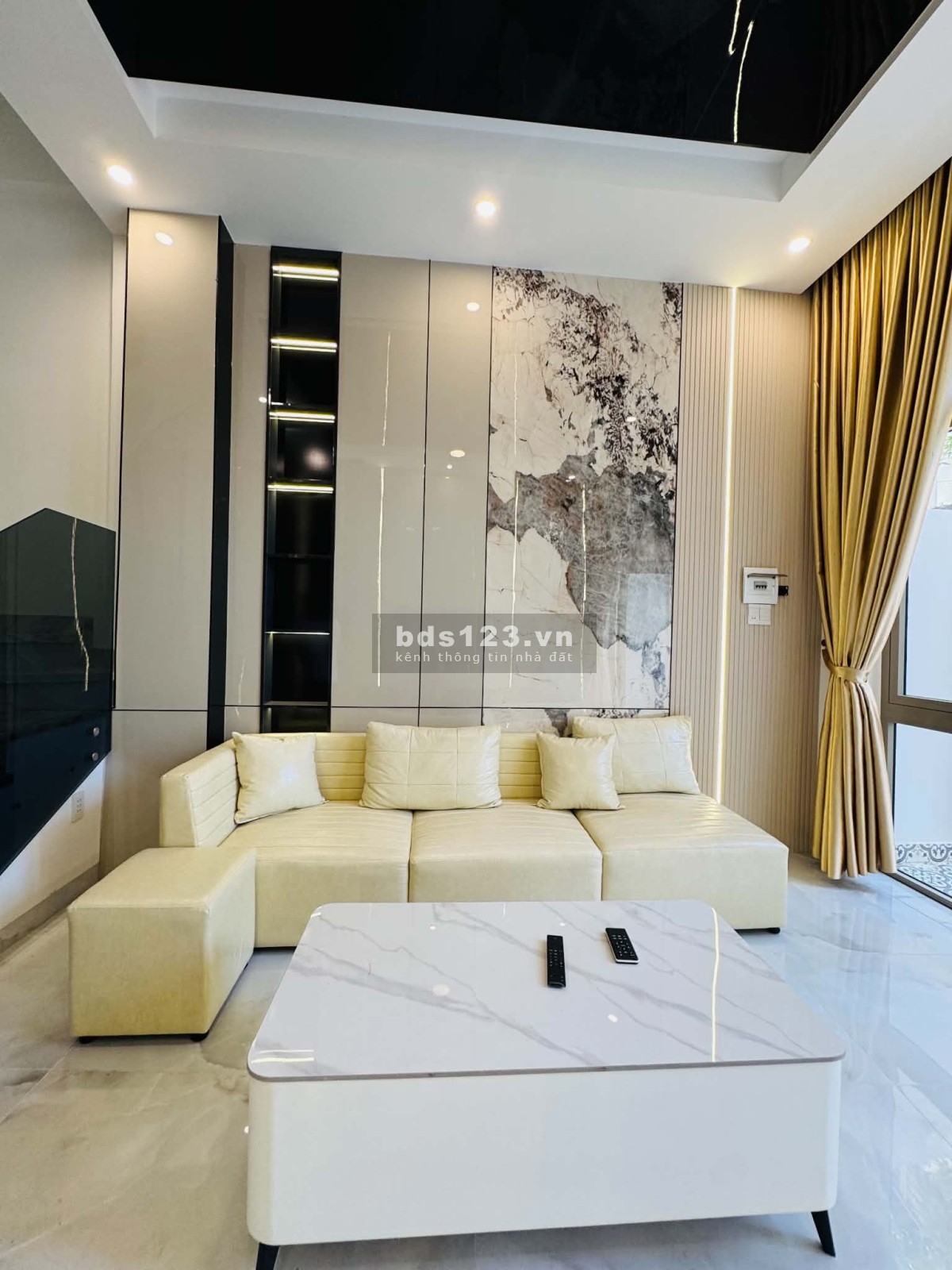 Bán nhà Phố Trần Cao Vân 75m2 chỉ hơn 5Tỷ Có Bể Bơi