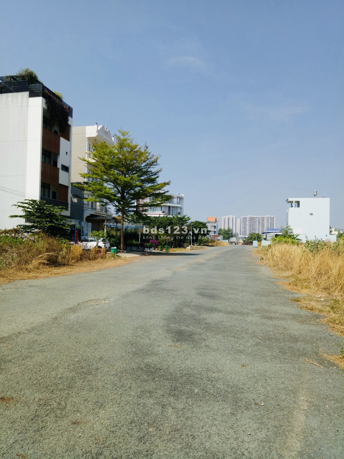 Bán 90m đất kdc Sở Văn Hóa Thông Tin quận 9, sổ đỏ, giá tốt.