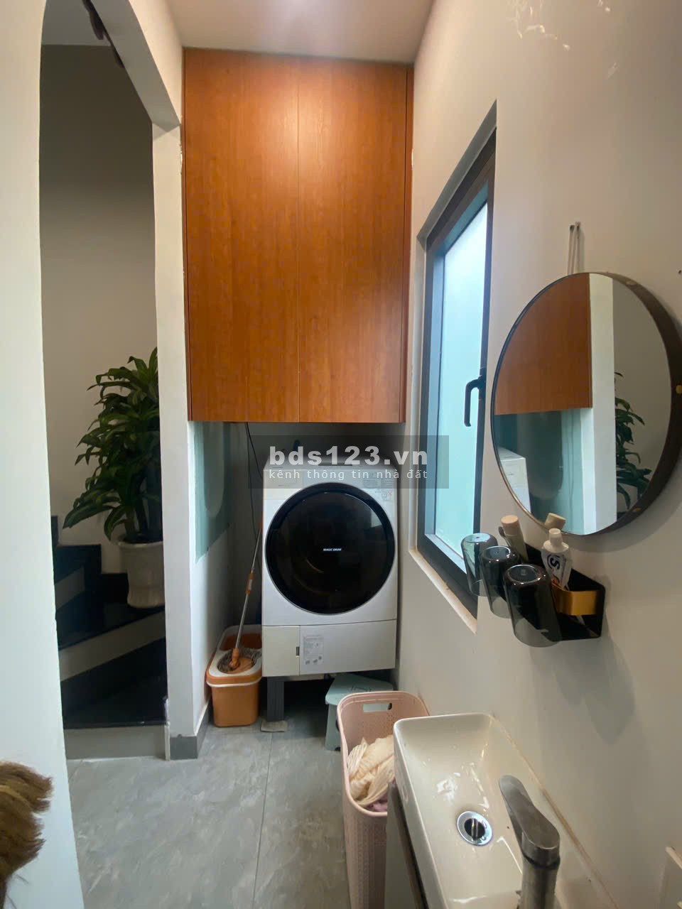 Bán Nhà 2 Tầng Long Trường 52m², Hẻm Xe Hơi, 3PN, Sổ Riêng,…