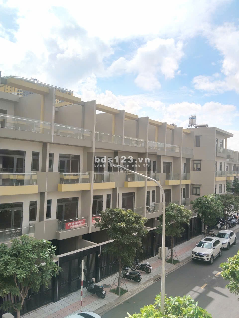 CHO THUÊ NHÀ PHỐ THƯƠNG MẠI BCONS UNI VALLEY – 96M² – 15 TRIỆU/THÁNG