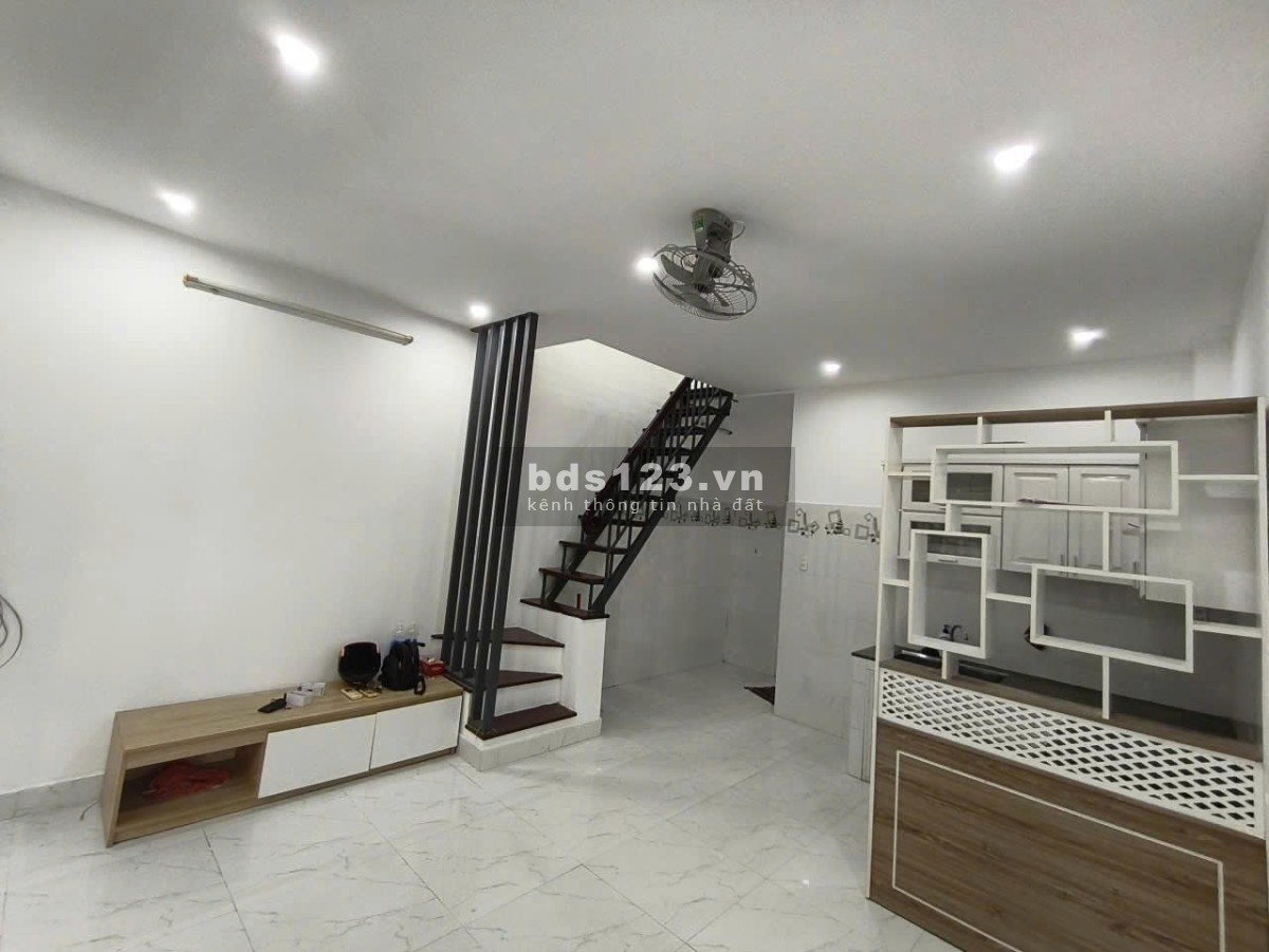 Kiệt Nguyễn Hoàng thông Hoàng Diệu, 35m2, 2 tầng 3PN, 2WC, 2.xx tỷ