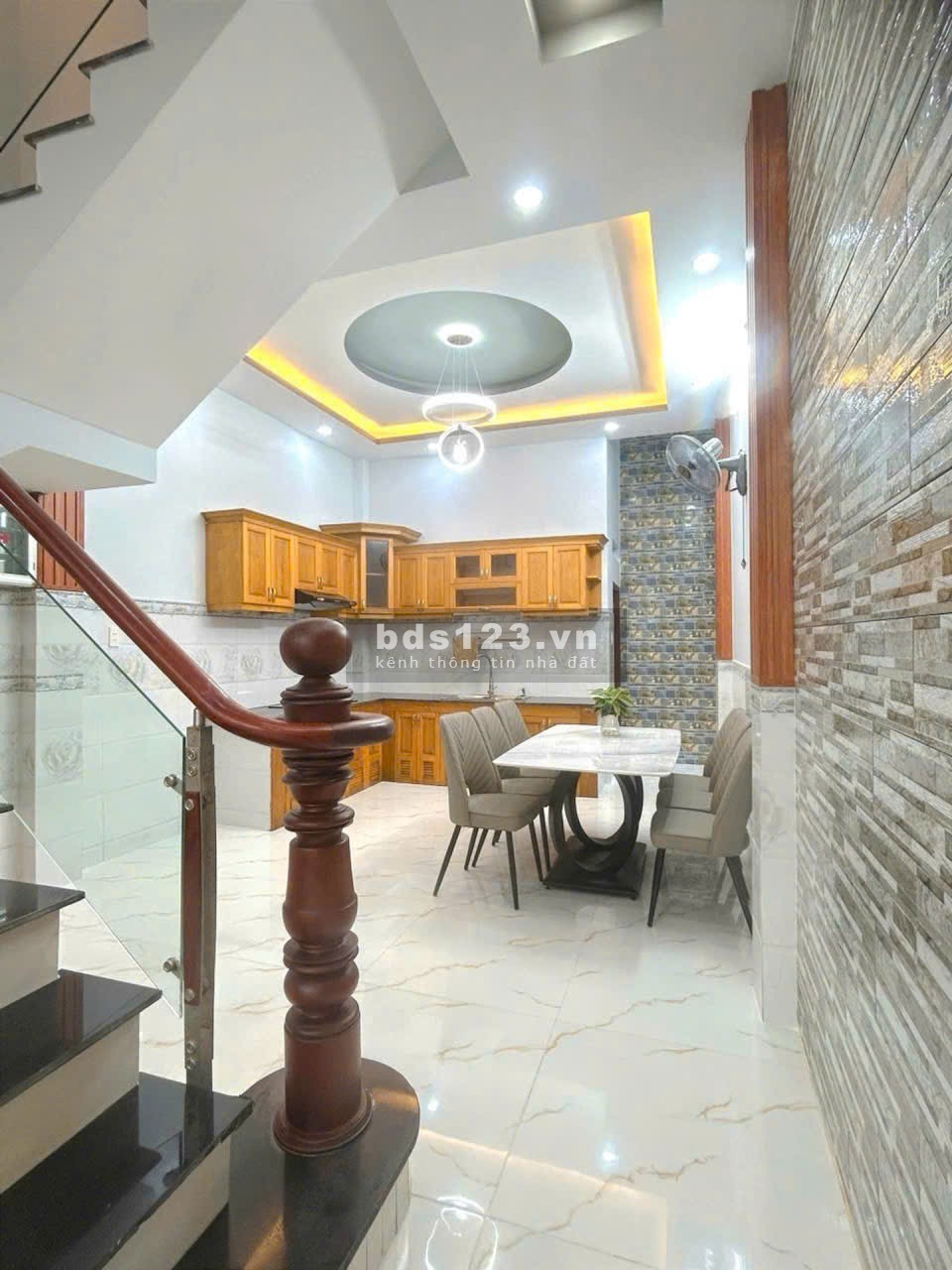 BÁN GẤP NHÀ HẺM XE HƠI TỈNH LỘ 10 – BÌNH TÂN, TP.HCM