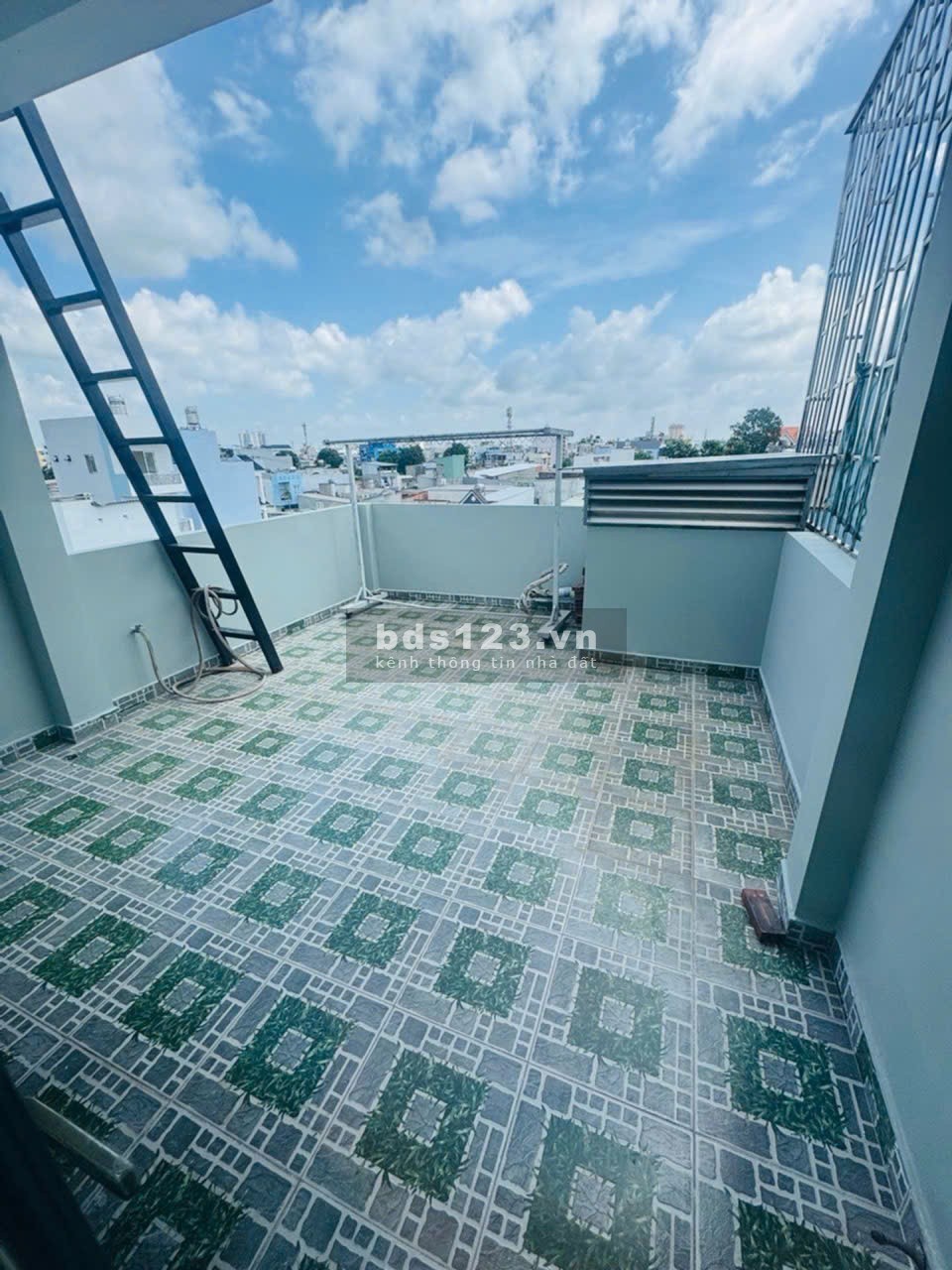 BÁN GẤP NHÀ HẺM XE HƠI TỈNH LỘ 10 – BÌNH TÂN, TP.HCM