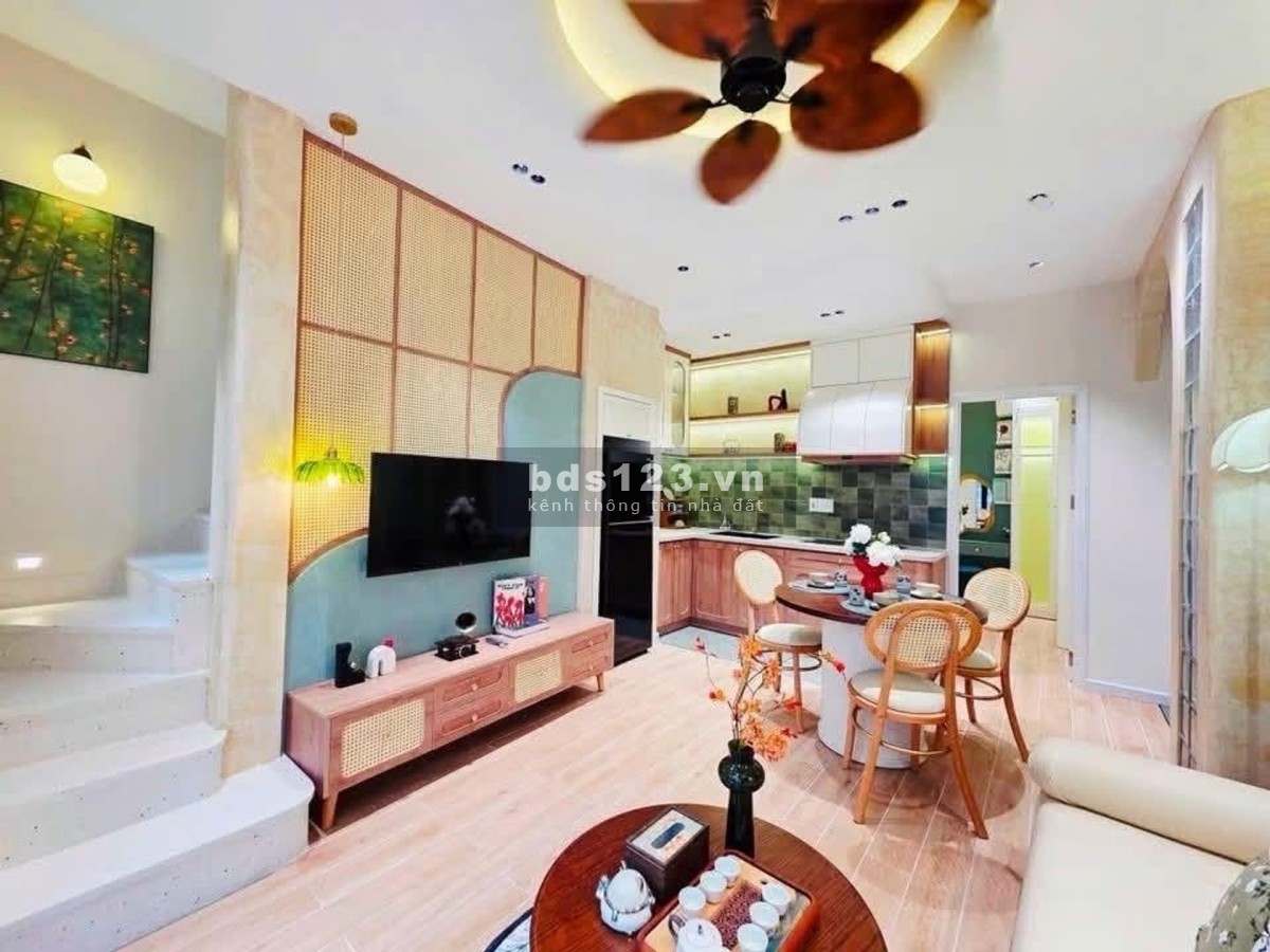 BÁN NHÀ MỚI 2 TẦNG, FULL NỘI THẤT, CÁCH ĐƯỜNG CHÍNH 10M –…
