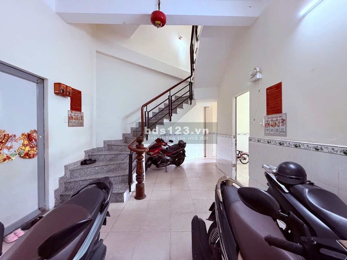 Bán Vinhomes Hóc Môn đường 13m lề đường 3m ngang 5m dài 10m 4…