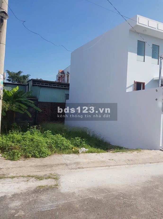 Bán đất thổ cư ở Thới Tam Thôn, Hóc Môn hẻm xe hơi