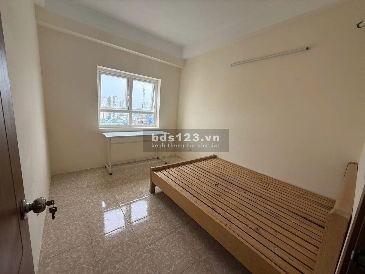 Bán căn hộ 2PN 2VS view đẹp tại Chung cư 30T Nam Trung Yên