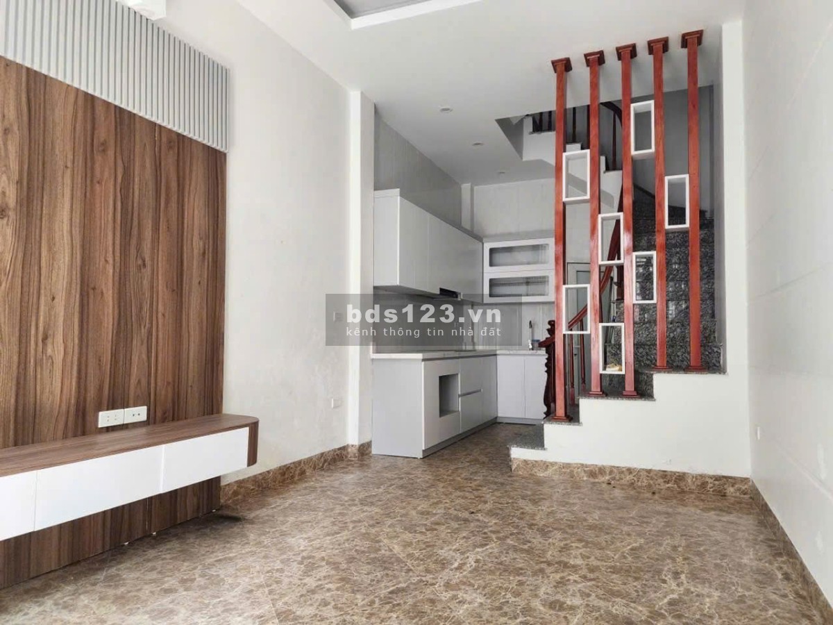 “Hồ Tây đẹp nhất chiều tà, Còn đây là căn nhà khiến ta…