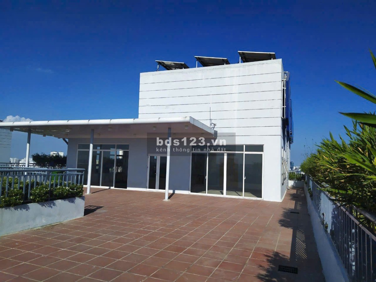Tòa nhà Charmington La Pointe cho thuê Penhouse làm văn phòng - Quận 10