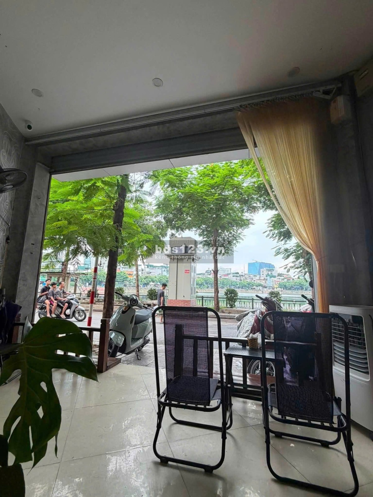 Cho thuê mặt bằng kinh doanh, Mặt hồ Linh Quang, Hà Nội